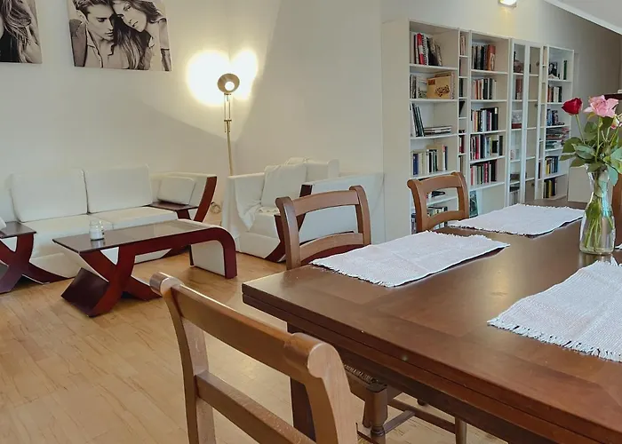 Apartmán Luxury 150m2 In Desirable Area Of Historic *