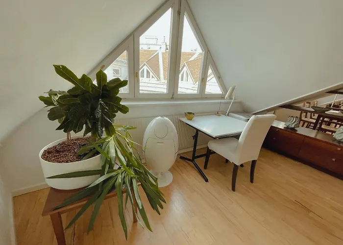 Luxury 150m2 In Desirable Area Of Historic Vídeň